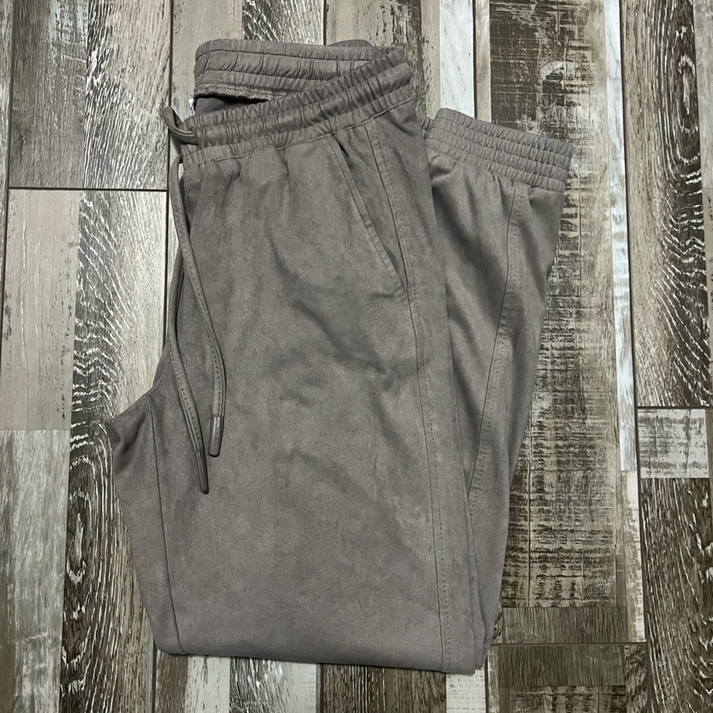 Women’s zara Faux Suede pants